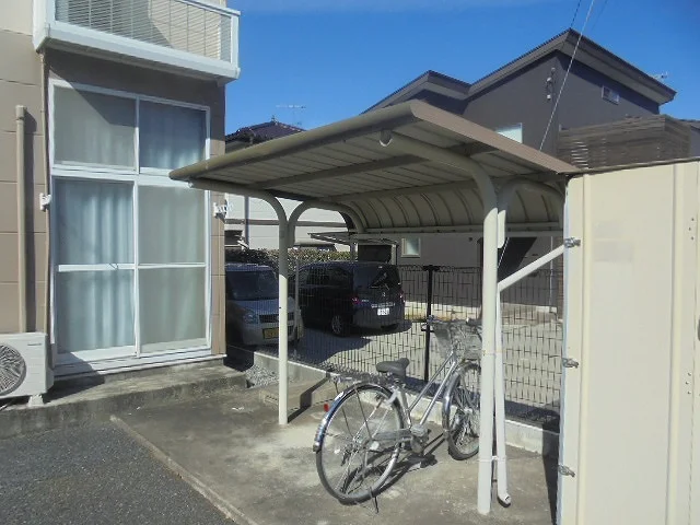 屋根付き駐輪場
