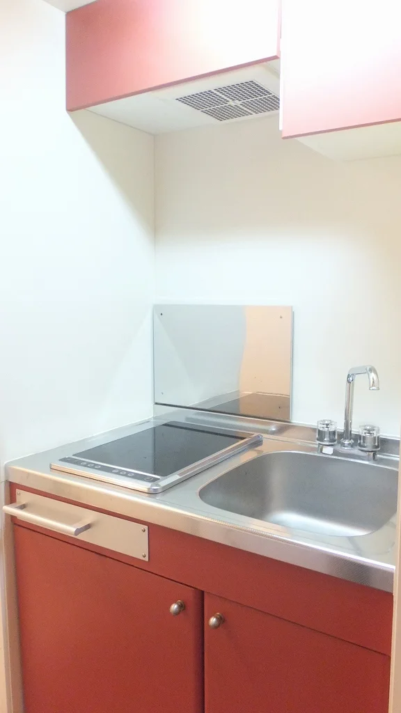 2口の電気コンロ付き