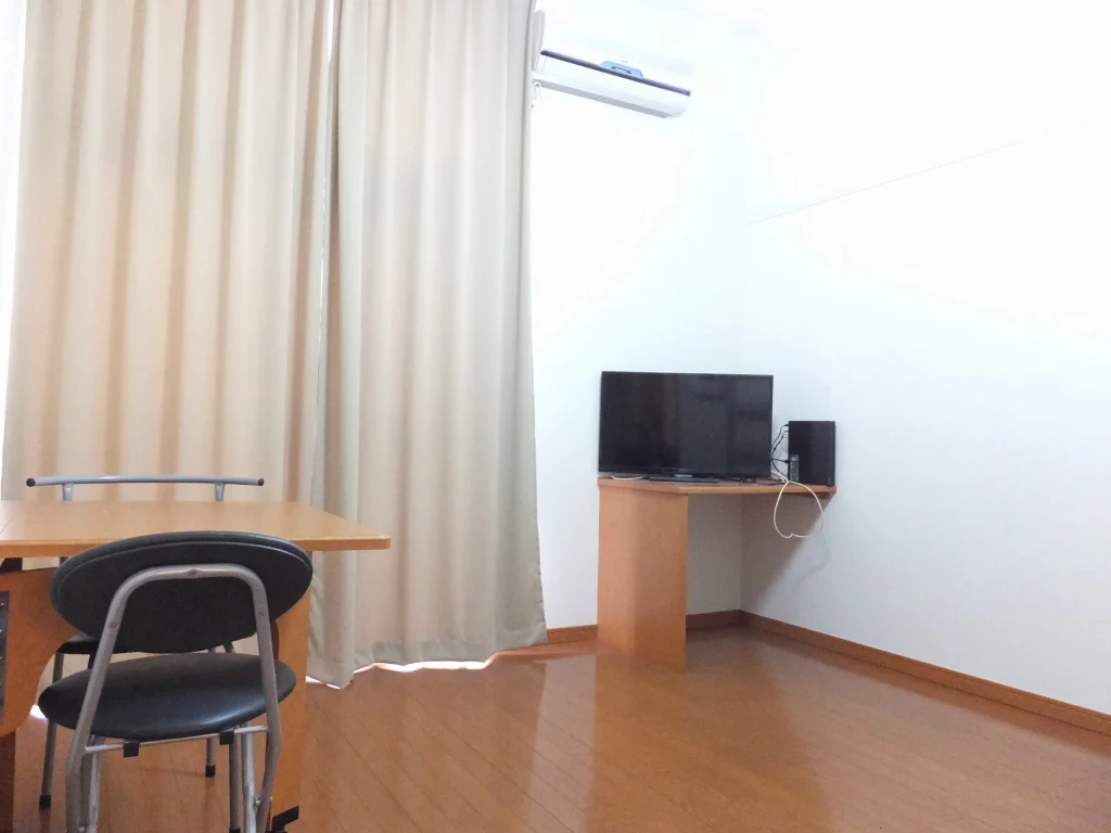 １階床はフローリング仕様です。