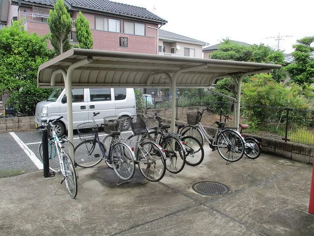 屋根付き駐輪場