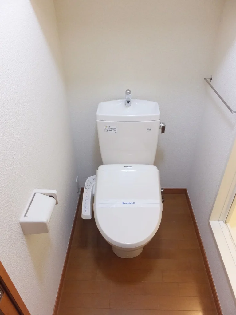 温水洗浄便座設置済み