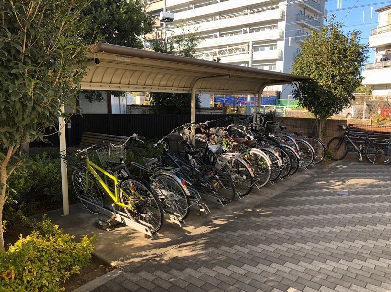 屋根付き駐輪場