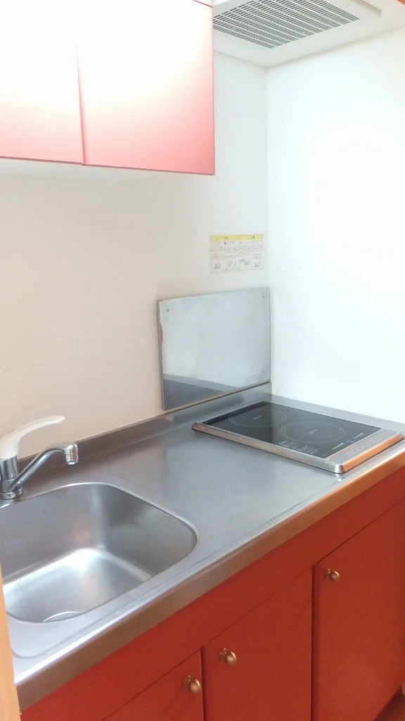 2口の電気コンロ付き