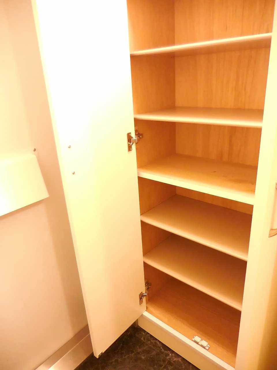 シューズボックス