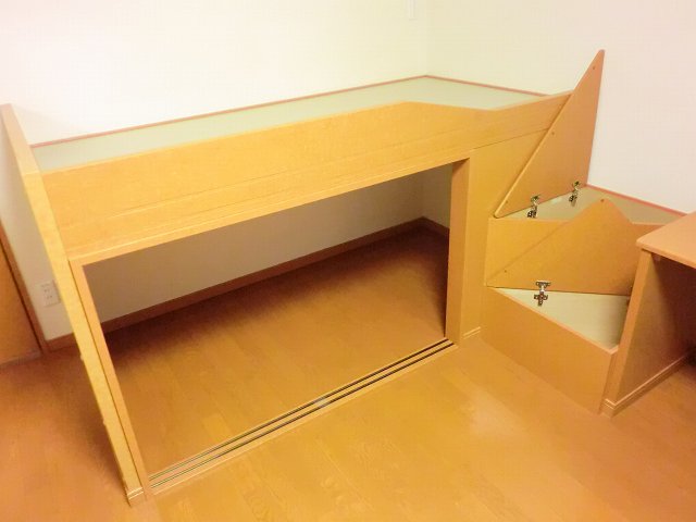 ベット下収納