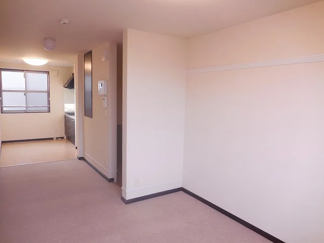 2階はカーペットになっています。