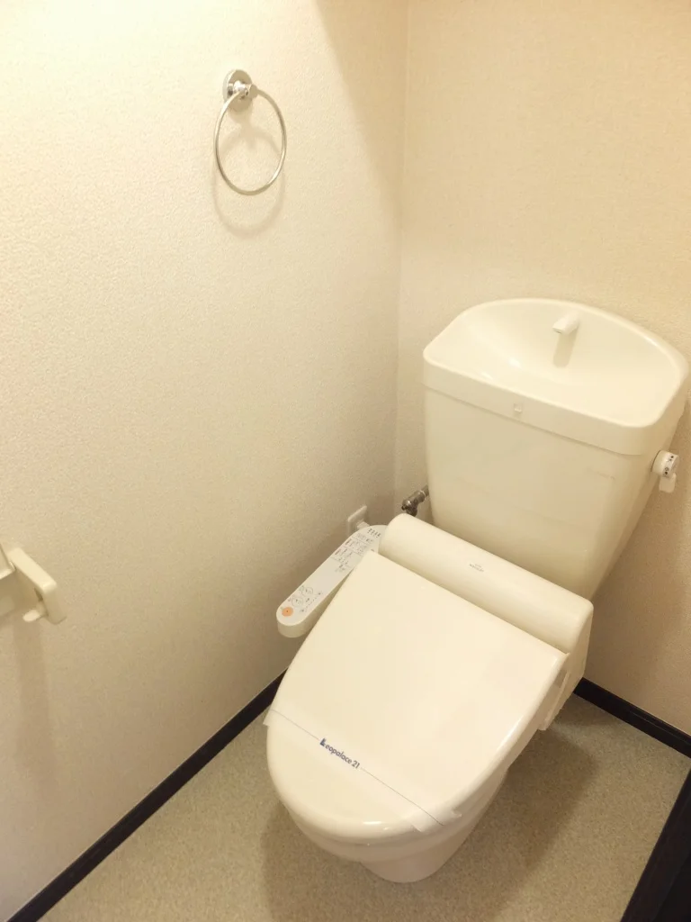 温水洗浄便座設置済み