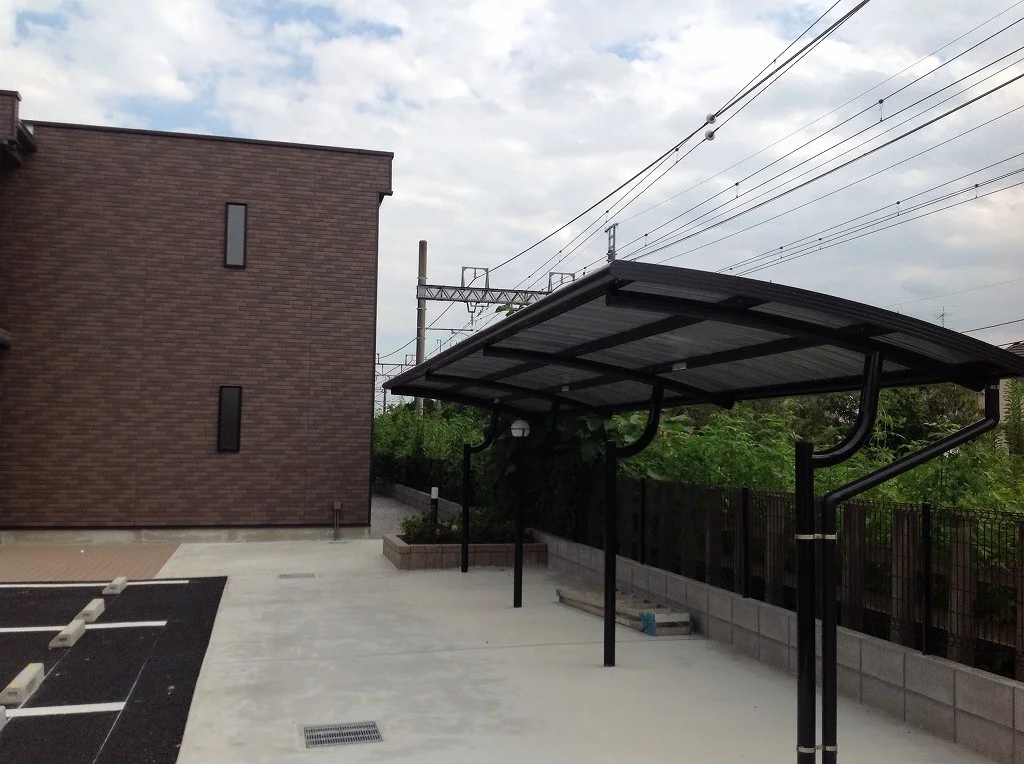 屋根付き駐輪場