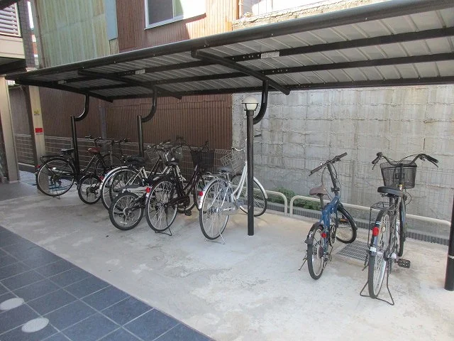 屋根付き駐輪場