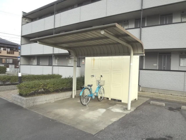 屋根付き駐輪場