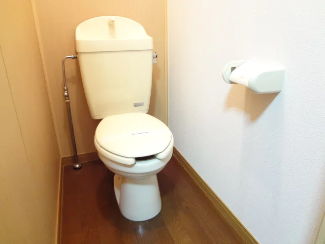 風呂トイレ別！