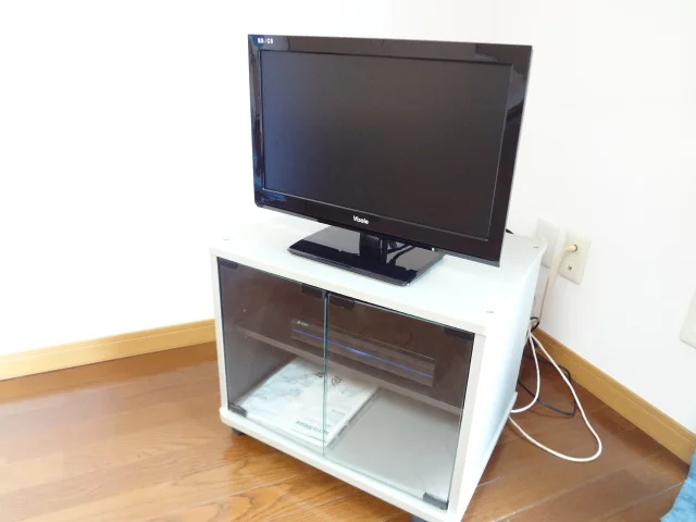 テレビ、テレビ台も持ってくる必要なし！