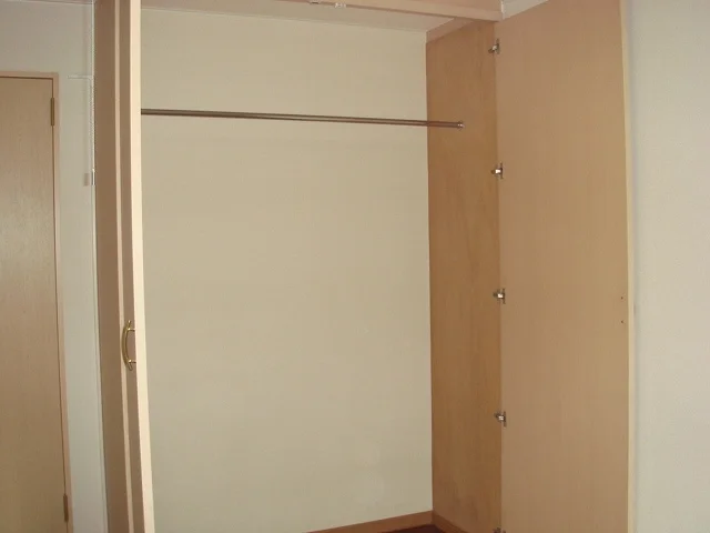 衣替えの必要が無い位の大型収納☆