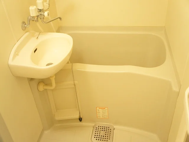 バス・トイレ独立タイプです♪