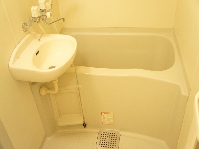 バス・トイレ独立タイプです♪