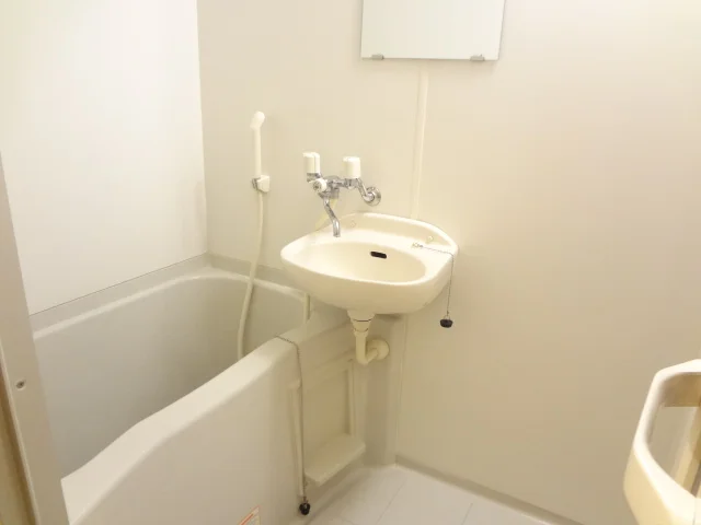 浴室乾燥機付きで、雨の日でも安心！