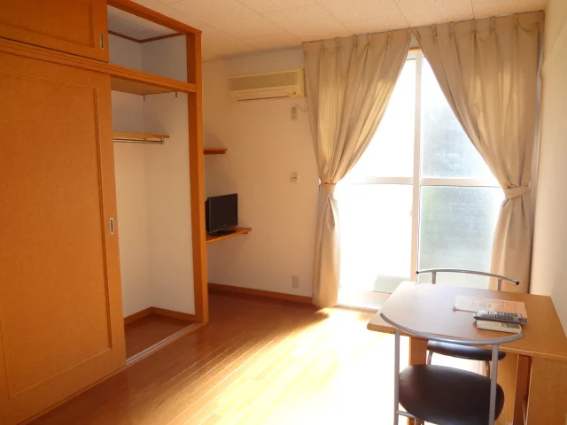 机は用途に合わせて折りたたみ可能！