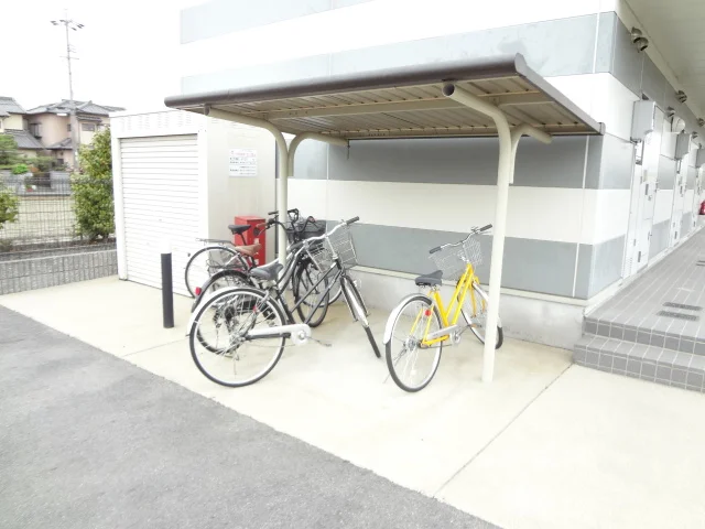屋根付き駐輪場