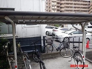 屋根付き駐輪場