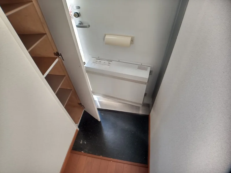 シューズボックス付き