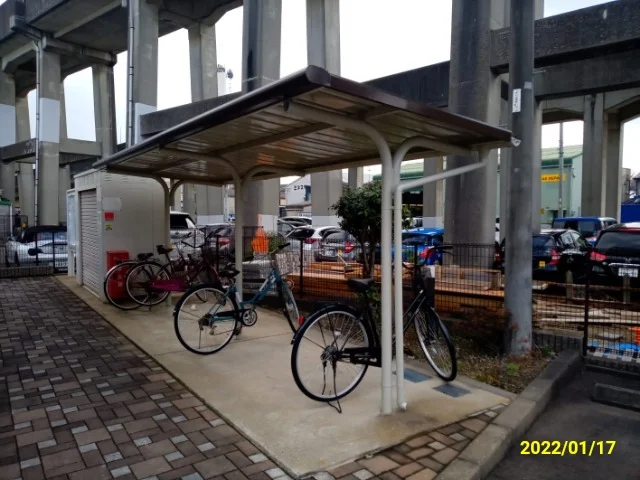 屋根付き駐輪場