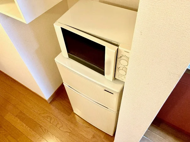 電子レンジ、冷蔵庫