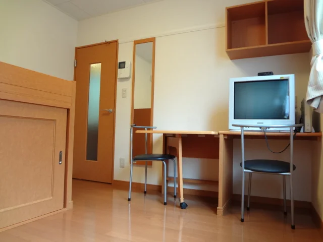 家電付きでラクラク新生活♪ＴＶは液晶テレビに変わってます。