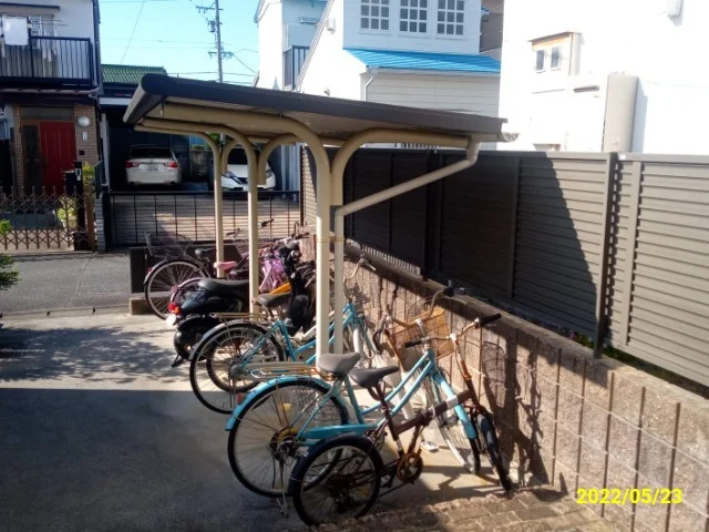 屋根付き駐輪場