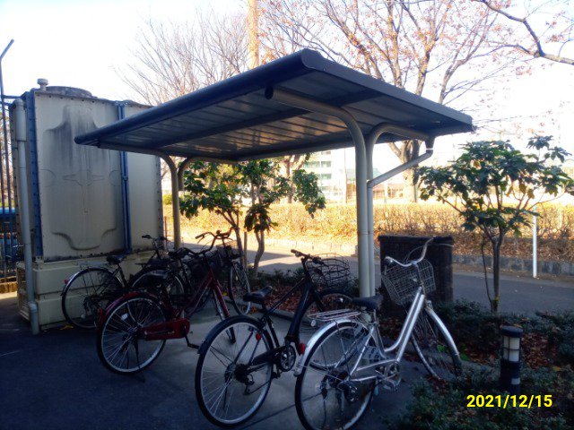 屋根付き駐輪場