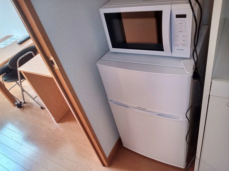 冷蔵庫、電子レンジ