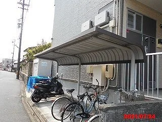 屋根付き駐輪場