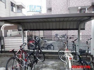 屋根付き駐輪場