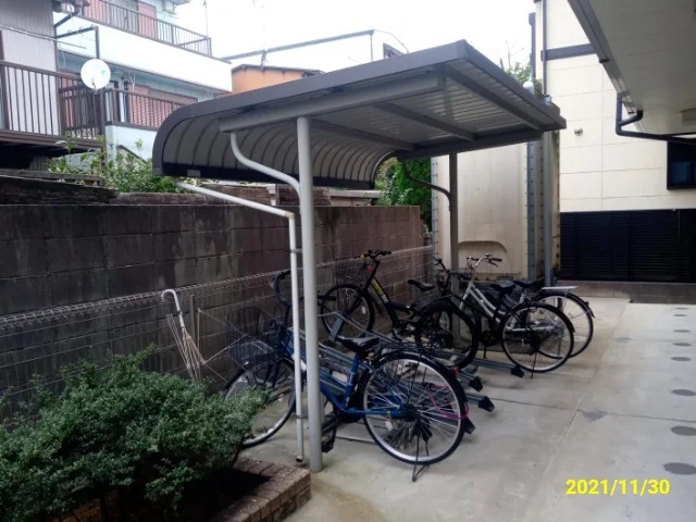 屋根付き駐輪場