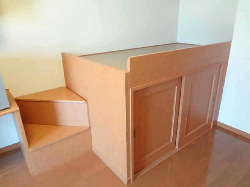 大型収納付きベッド