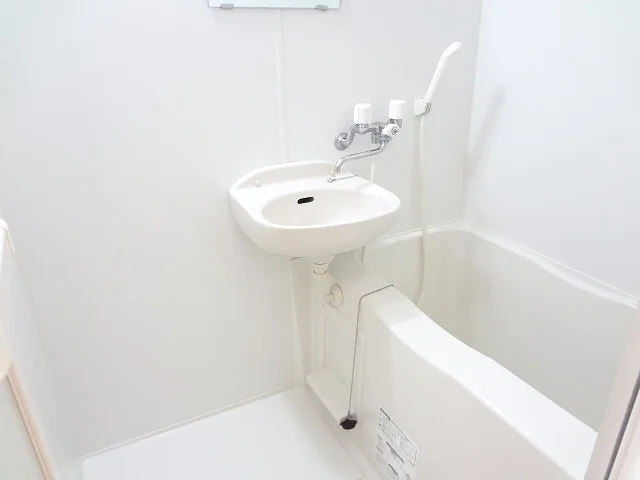 実際のお部屋と異なる場合がございます。