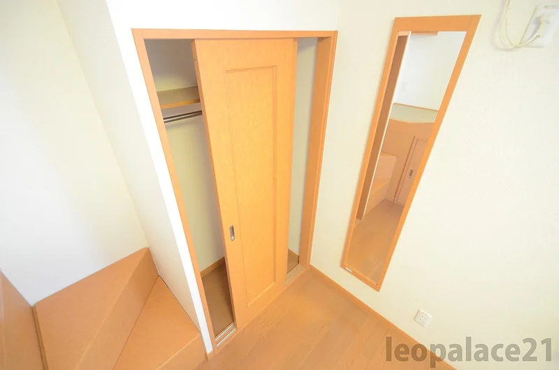 実際のお部屋と異なる場合がございます。