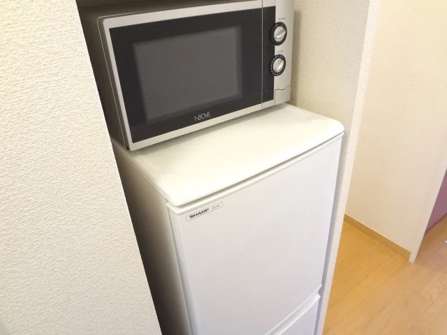 電子レンジ、冷蔵庫