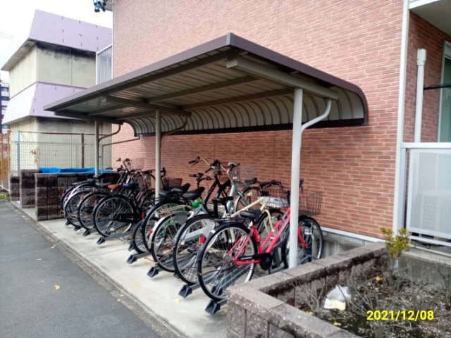 屋根付き駐輪場