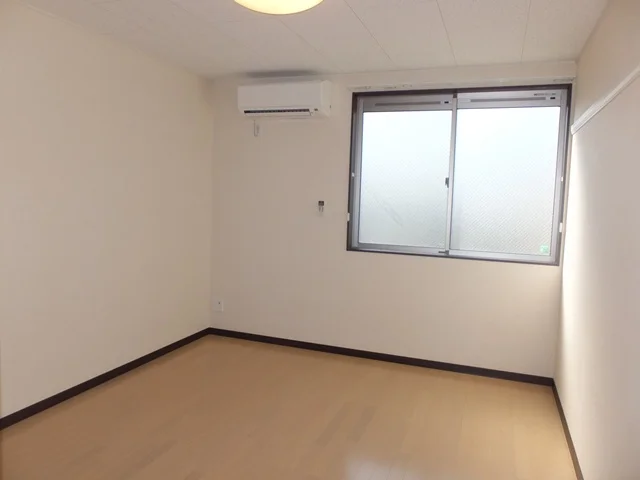 1Ｆ　※2Ｆは絨毯