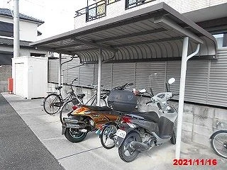 屋根付き駐輪場