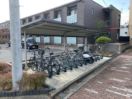 屋根付き駐輪場