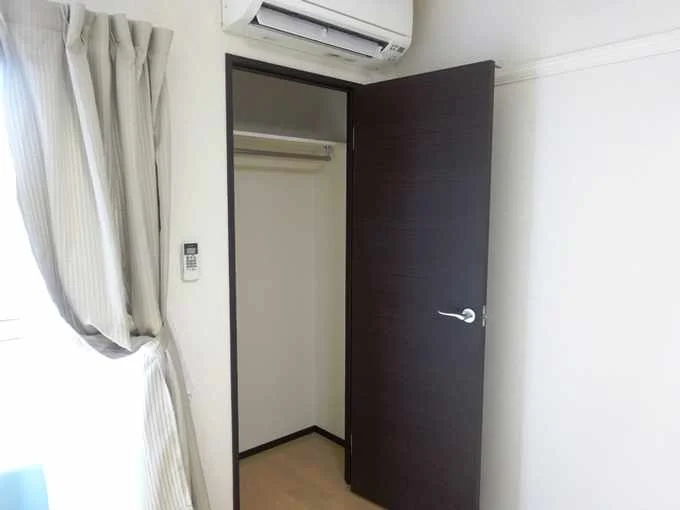 ハンガーかけ付です！