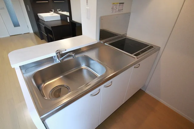 シンクワイドで使いやすい対面式キッチン♪