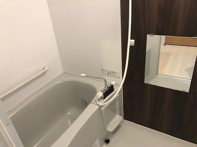 実際のお部屋と異なる場合がございます。