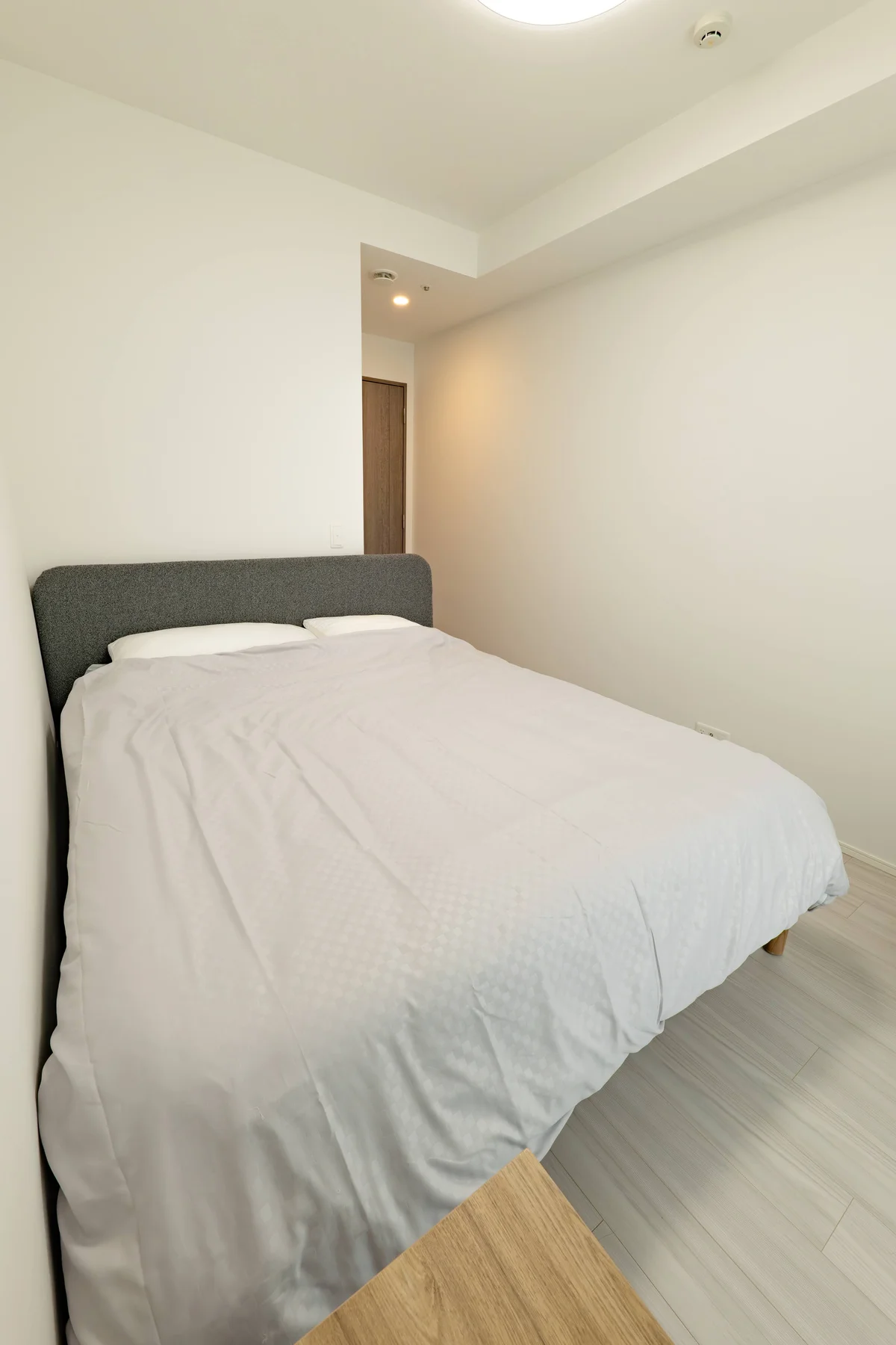 ゆったりクイーンサイズベッド