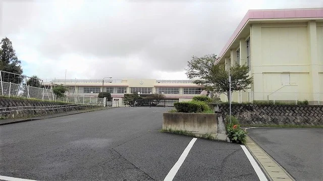 成田市立久住小学校まで500m