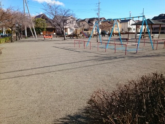はちまん公園まで250m