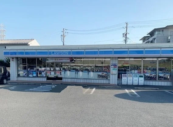 ローソンまで800m