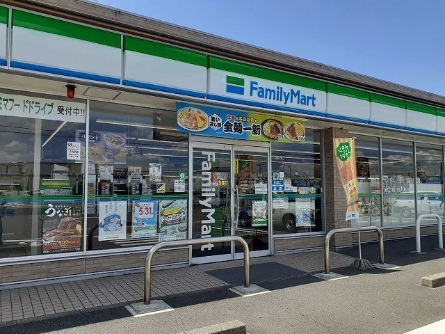 ファミリーマート茜部菱野１丁目まで260m
