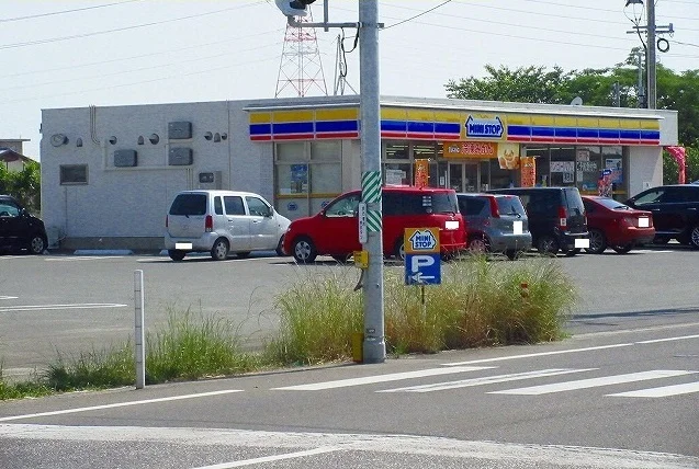 ミニストップ千代田町店まで450m